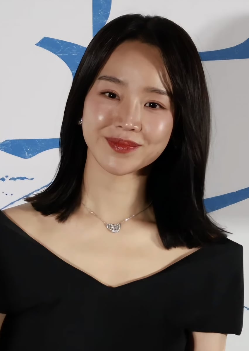 Shin Hae-sun, who leads The Art of Sarah, in April 2024