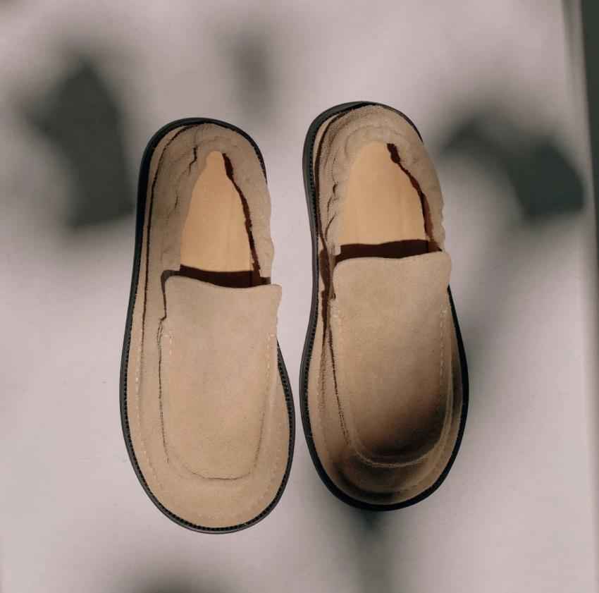 식스핏 바부슈 로퍼 소가죽