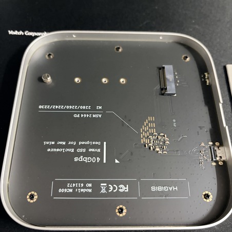 MC600 내부 PCB 클로즈업 — M.2 슬롯 정면