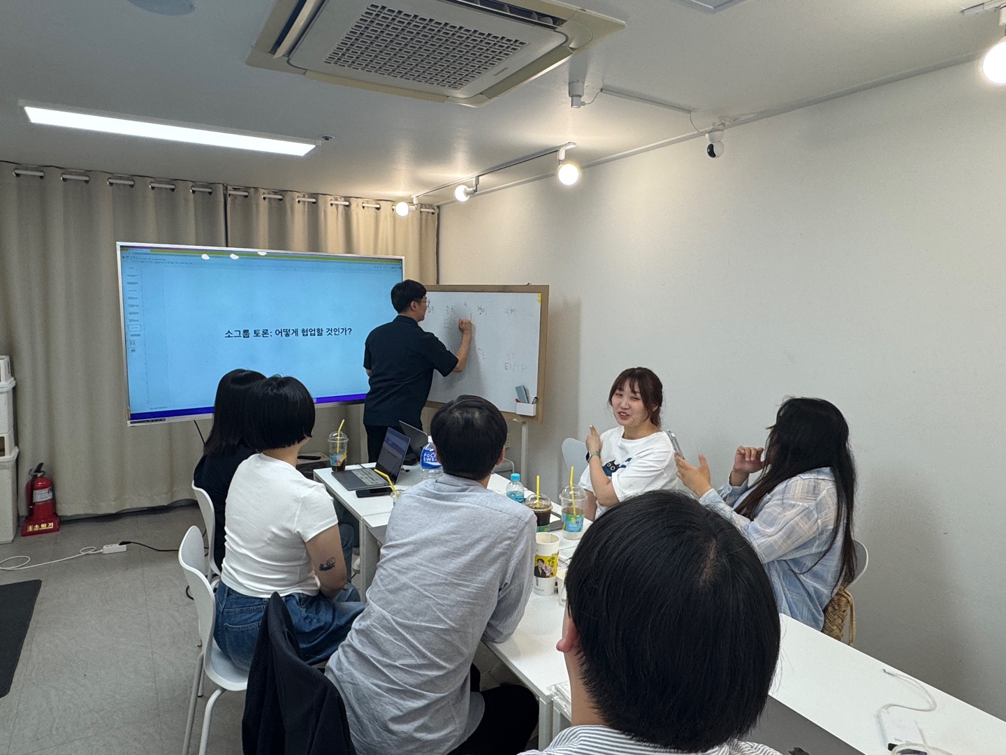 [후기] 2025_7월 19일(토) K-DEVCON 운영진 워크숍_ IT 커뮤니티의 정체성과 방향을 고민하고 함께 만든다! - 이미지 8